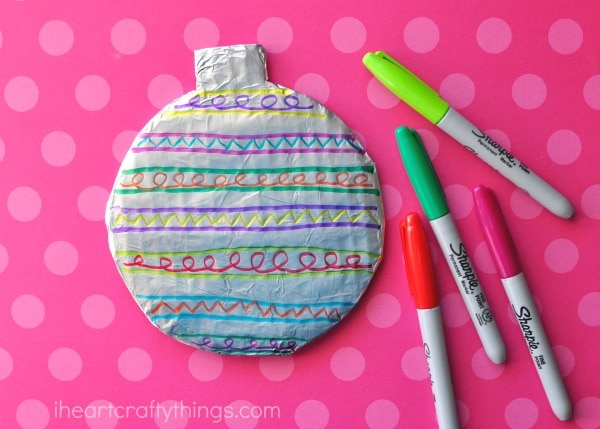 Tin Foil Christmas Baubles from I Heart Crafty Things